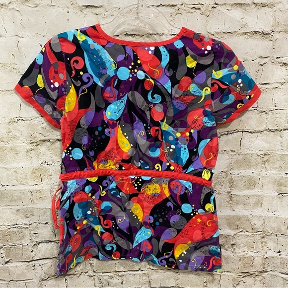 Koi Red Multicolor Abstract V Neck Tie Waist Kathryn Scrub Top - Picture 4 of 6